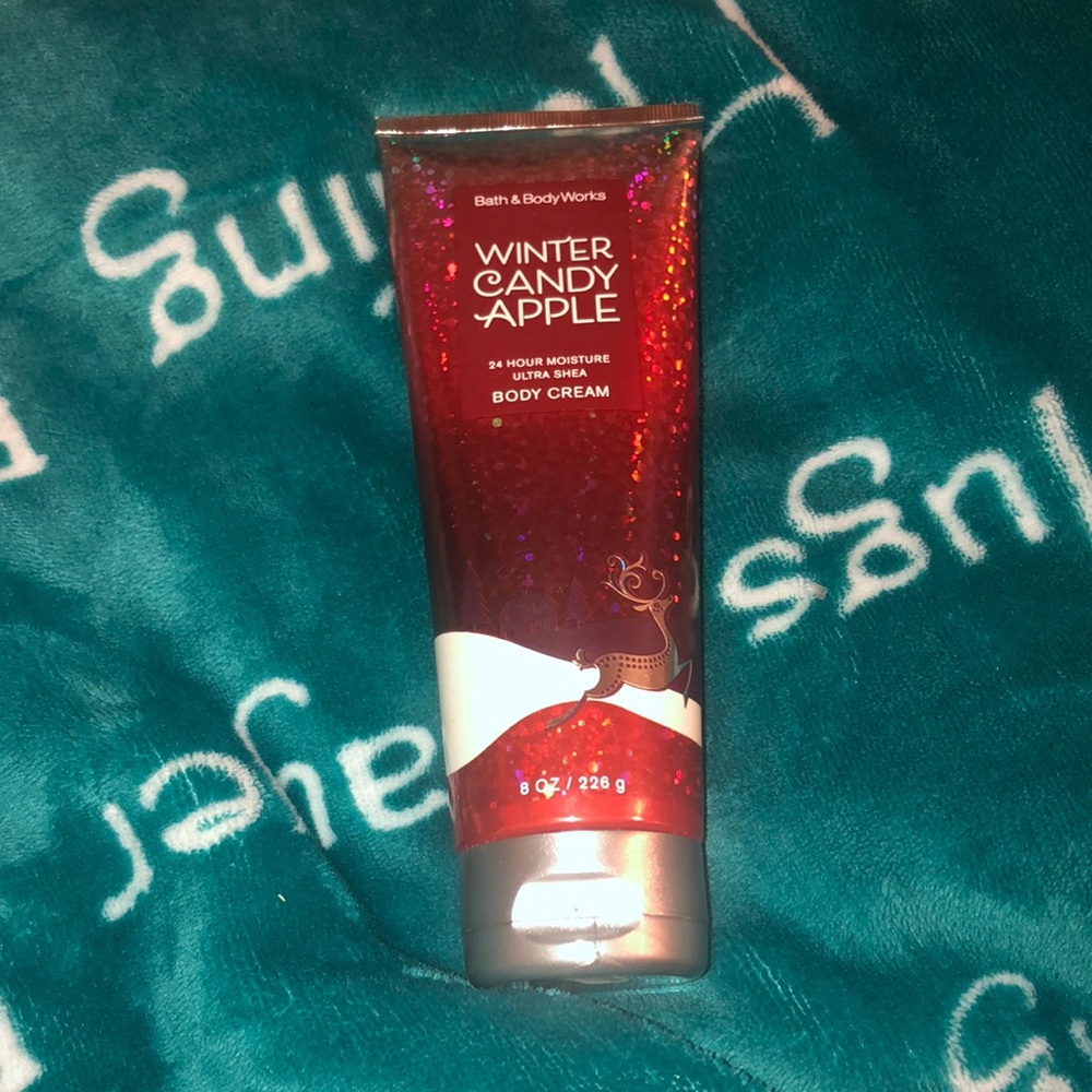 Bath and Body Works winter candy apple body cream